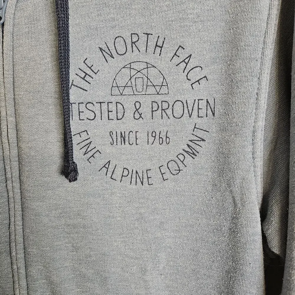 The North Face Mountain Athletics Full Zip Up Hoodie Mens Small light blue
